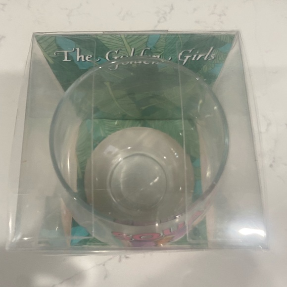 The Golden Girls Tear Drop Wine Glass New Betty White Bea Arthur Rue McClanahan - Picture 4 of 5